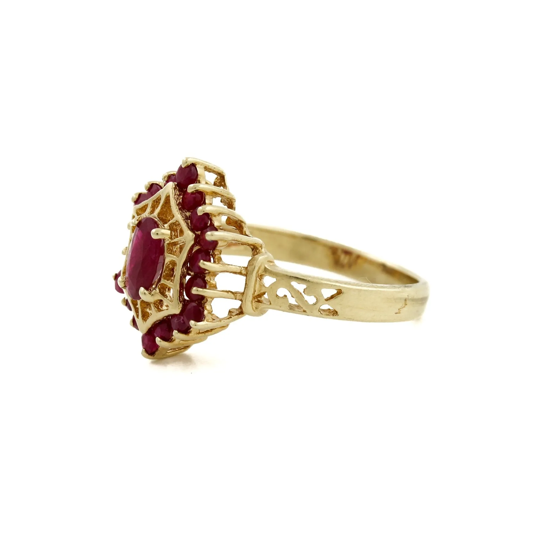 10 KT Gold x Vintage Ruby Cocktail Ring