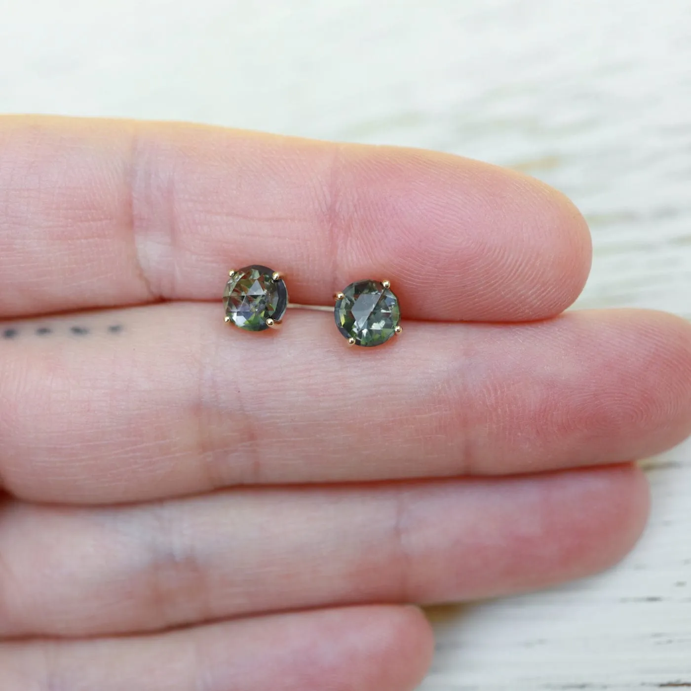 14k Yellow Gold 6mm Round Green Envy Topaz Post Earrings