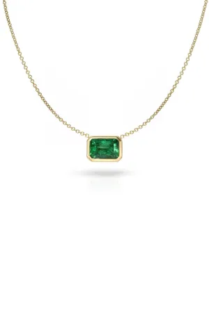 18K Yellow Gold Green Emerald Bezel Set E/W Necklace