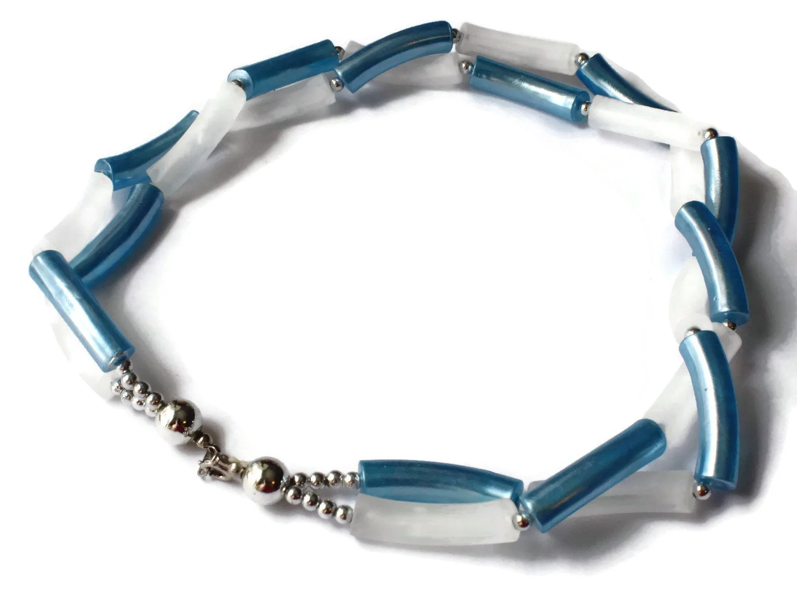 19 1/2 Inch Vintage Twisted Two Strand Blue and White Beaded Necklace - Plastic Tube Beads