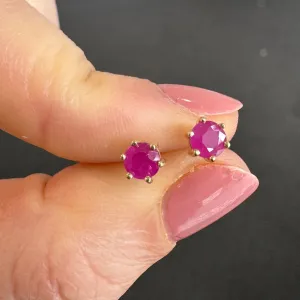 9ct Yellow Gold Natural Ruby Stud Earrings