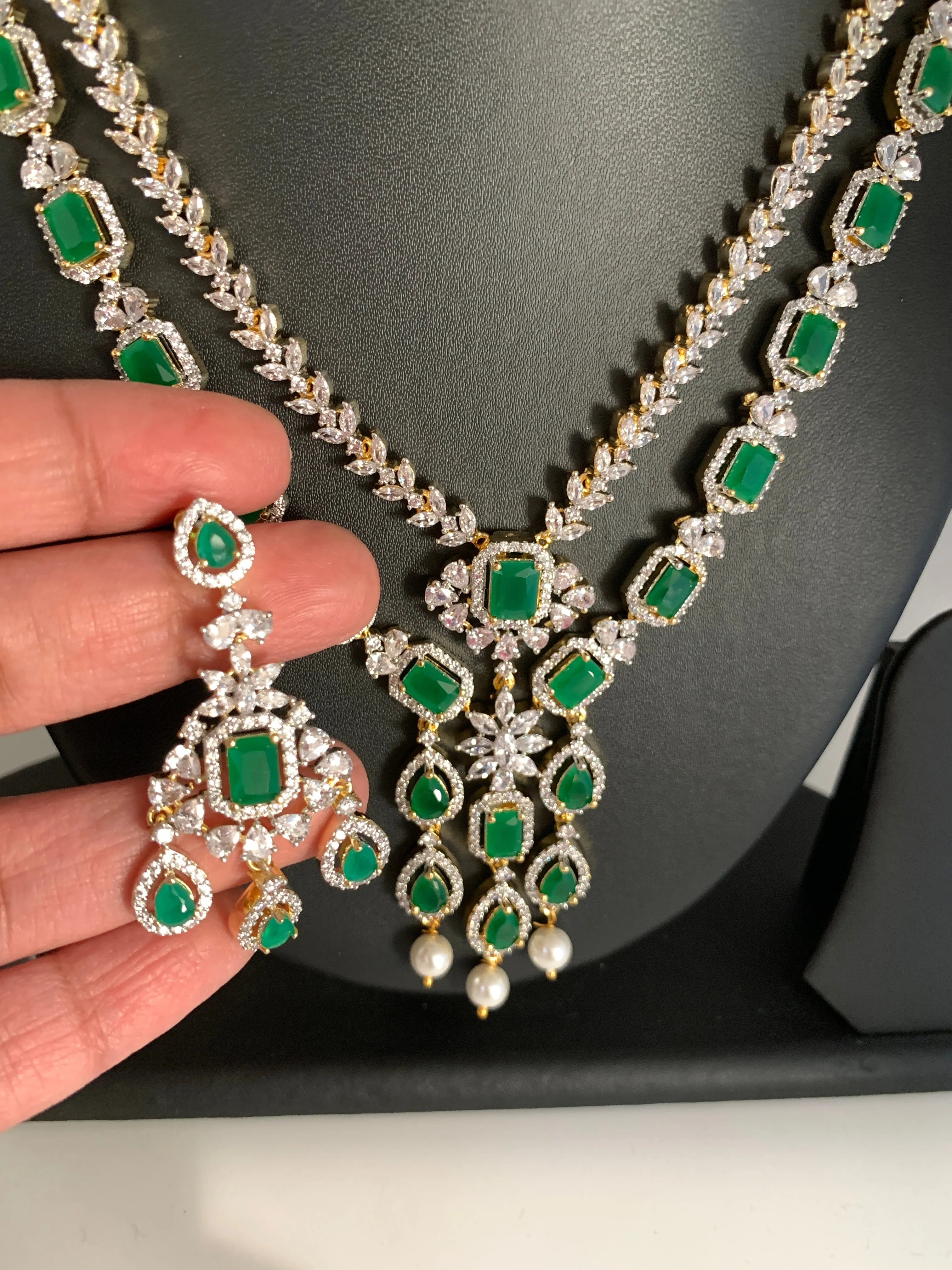 AD Emerald Green Stone Double Layer Short Necklace