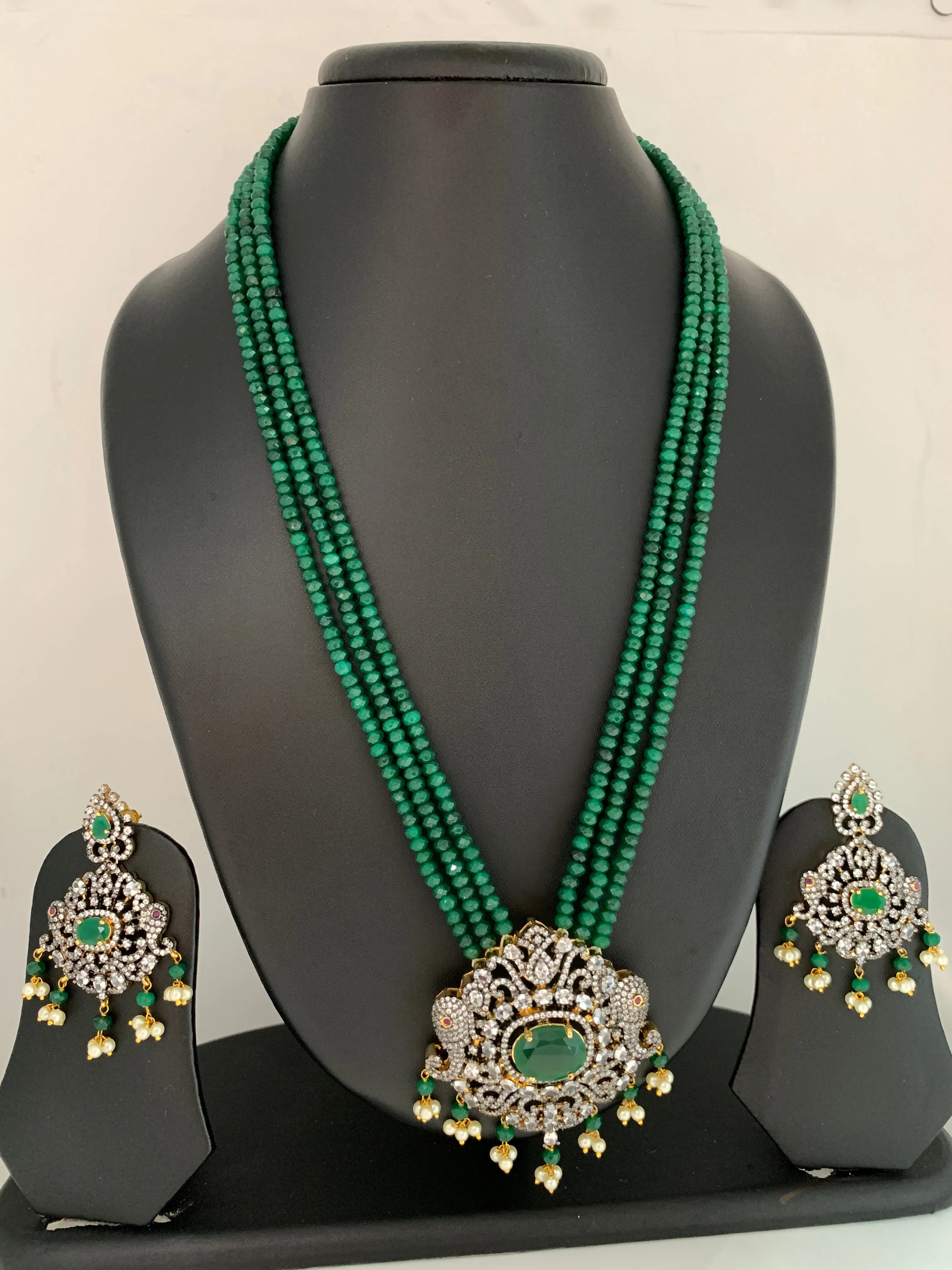 AD Green Stone Elephant Pendent Emerald Beads Mala