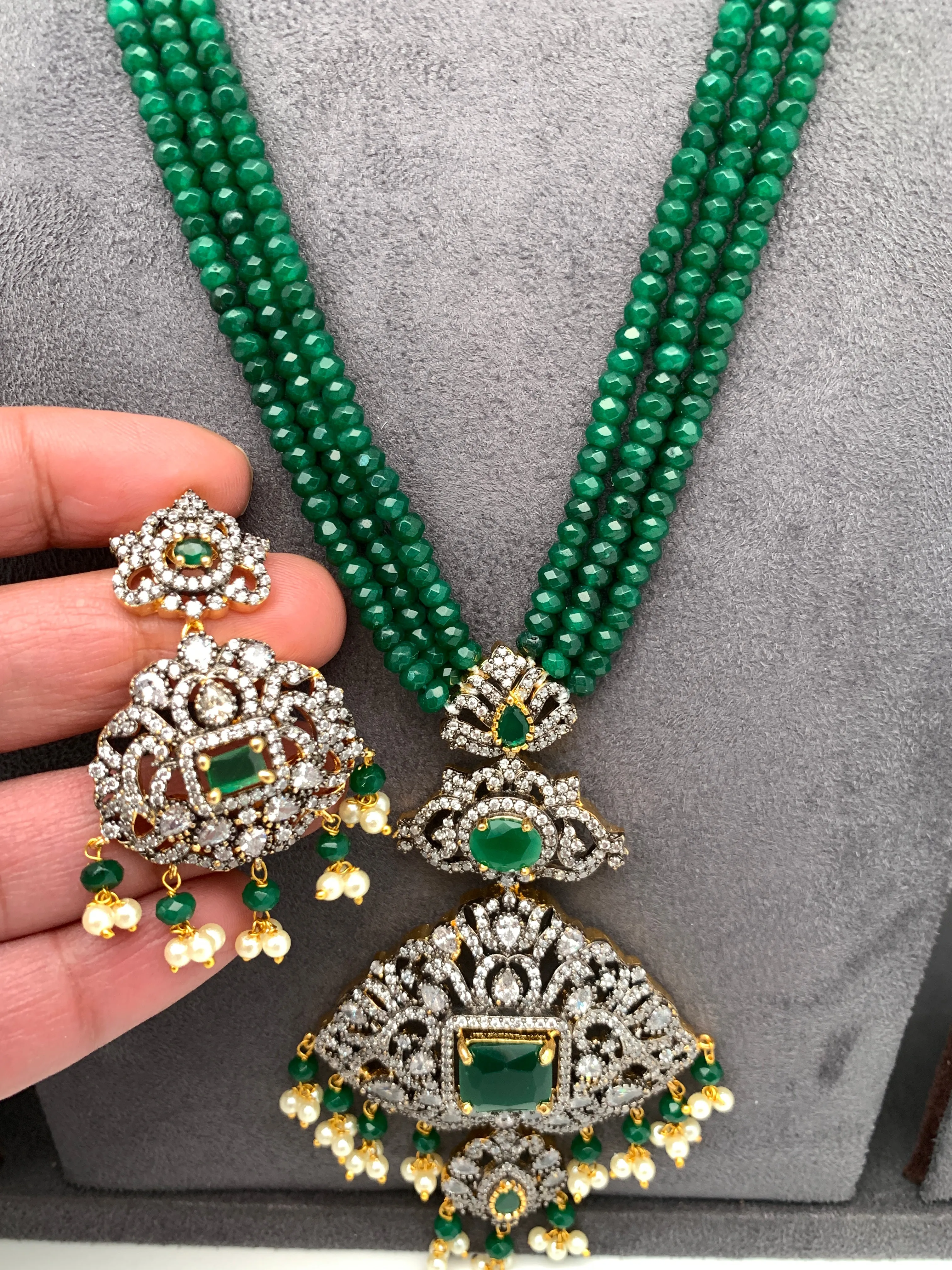 AD Green Stone Pendent Emerald Beads Mala