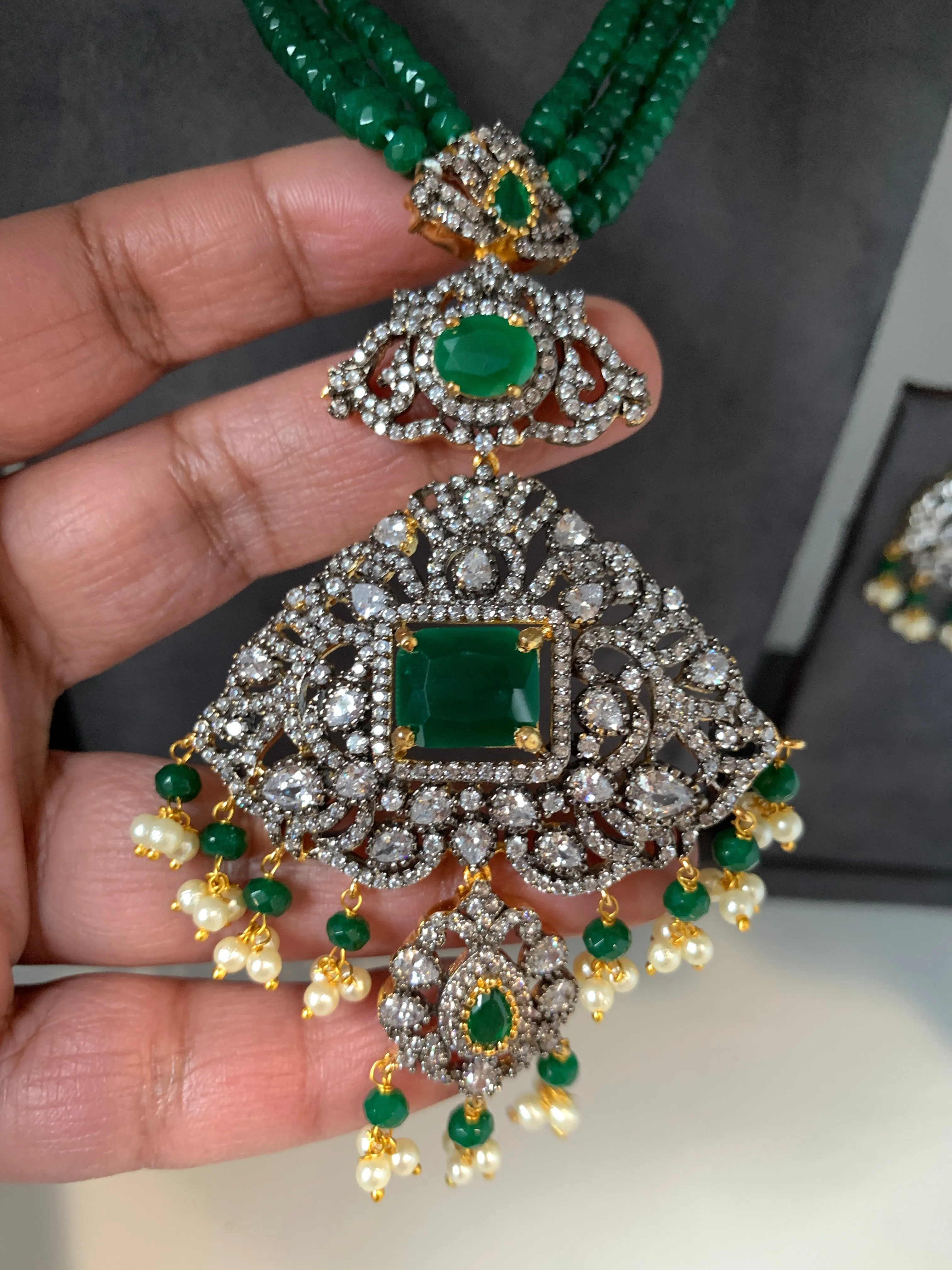 AD Green Stone Pendent Emerald Beads Mala