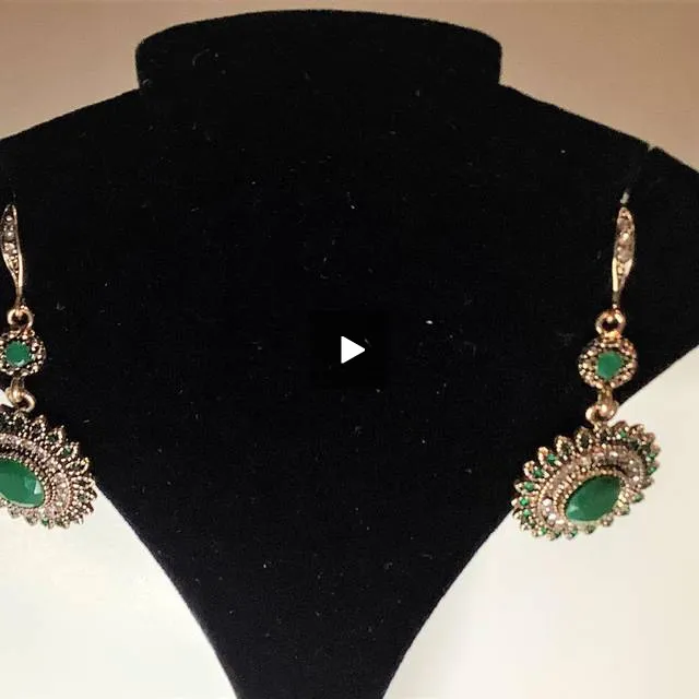Bohemian Dangling Earrings make with beautiful stones