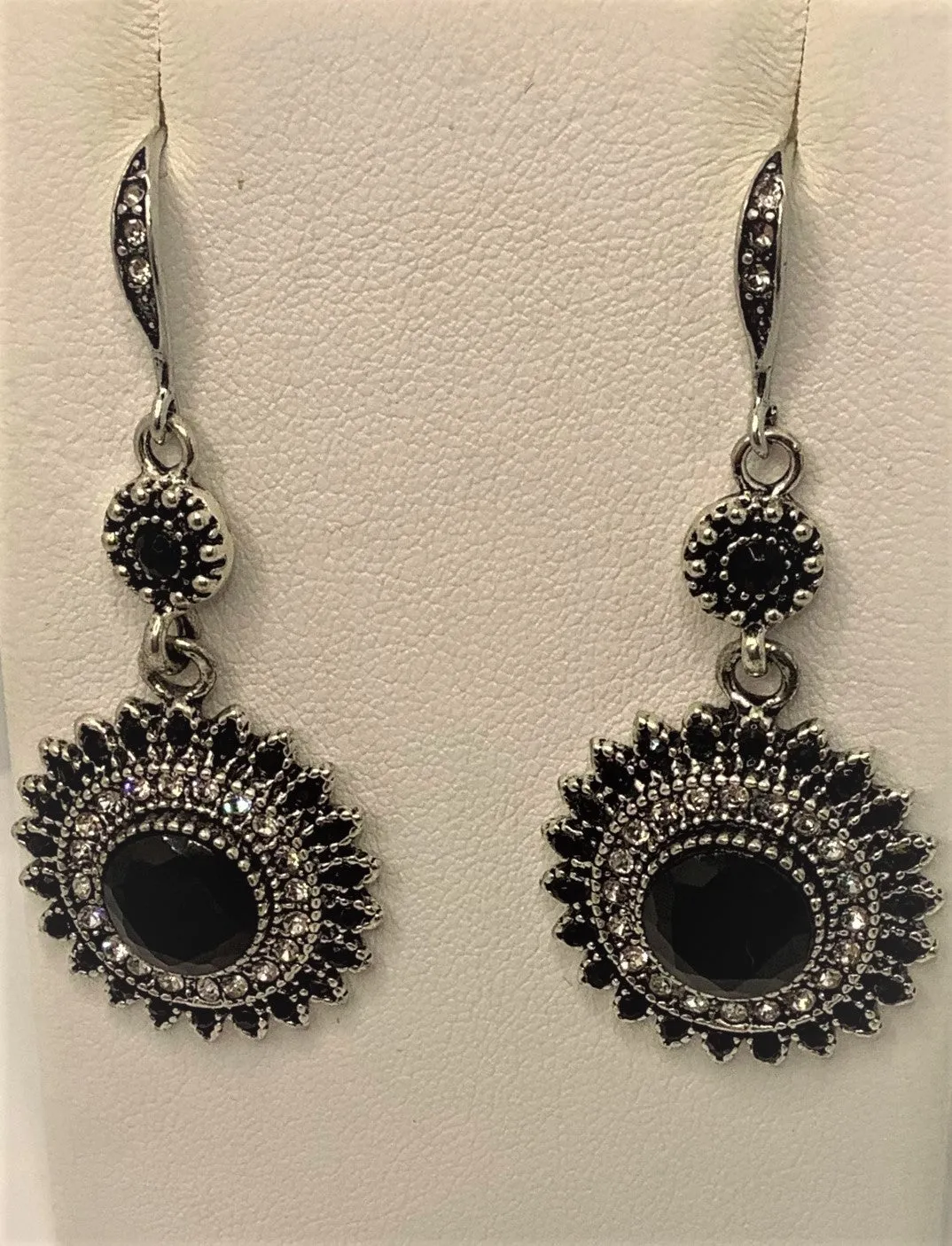 Bohemian Dangling Earrings make with beautiful stones