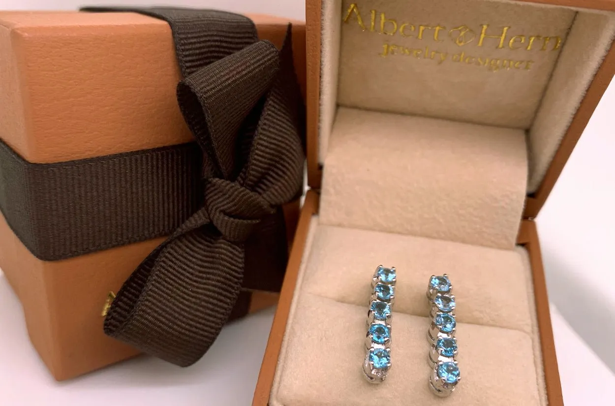 Earrings 18kt Gold Blue Topaz Line Drops