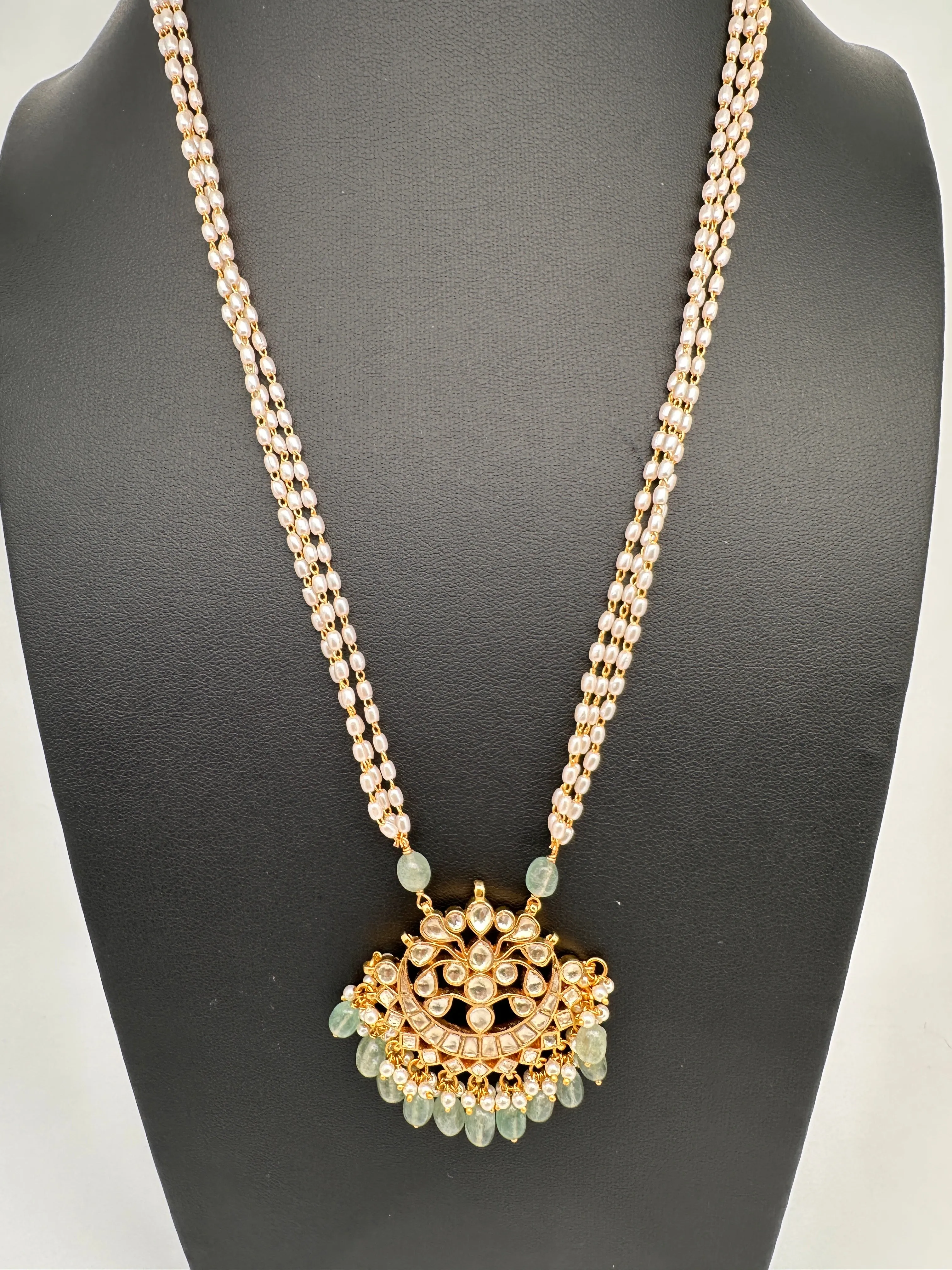 Jadau Kundan Pendent Rice Pearls Necklace