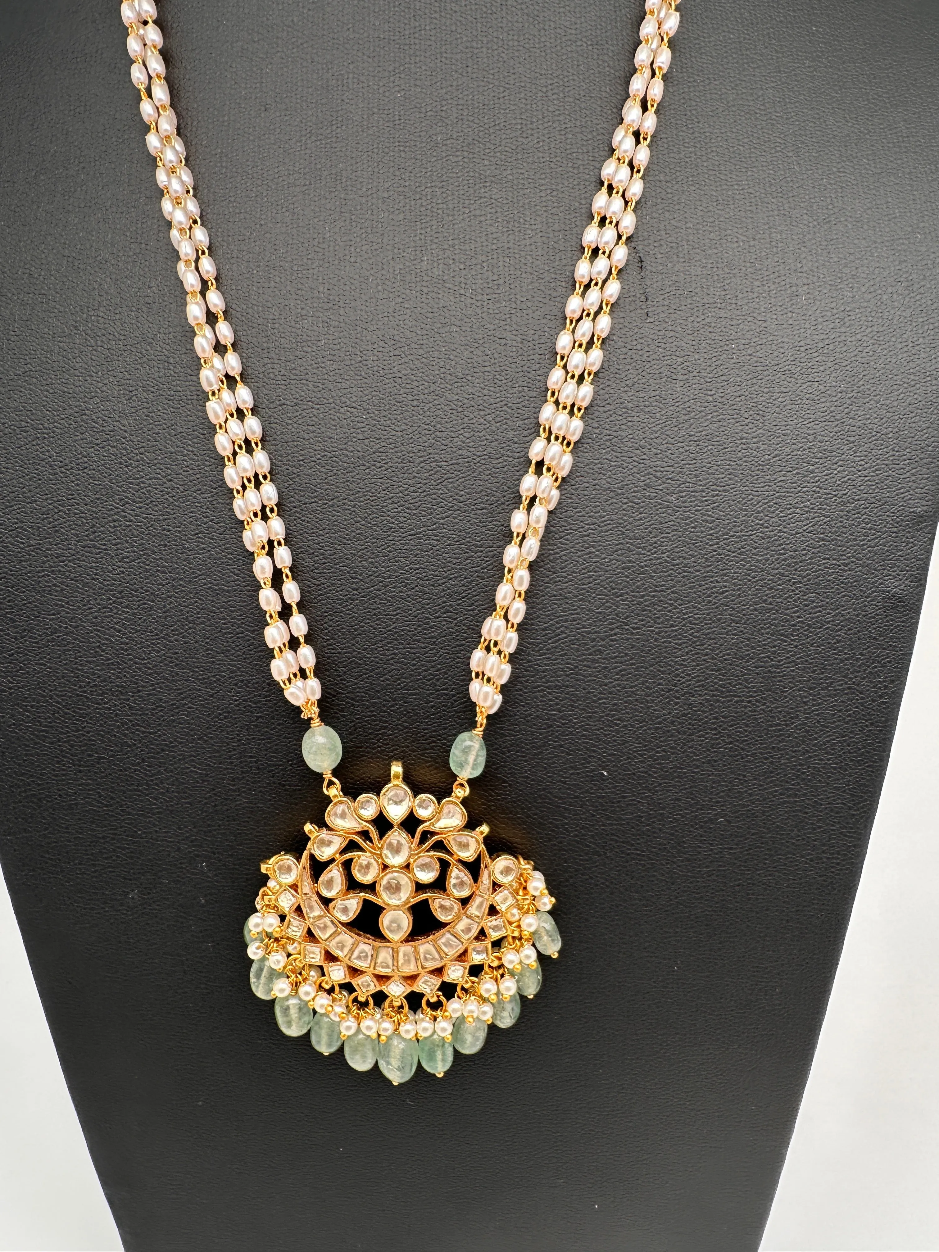Jadau Kundan Pendent Rice Pearls Necklace