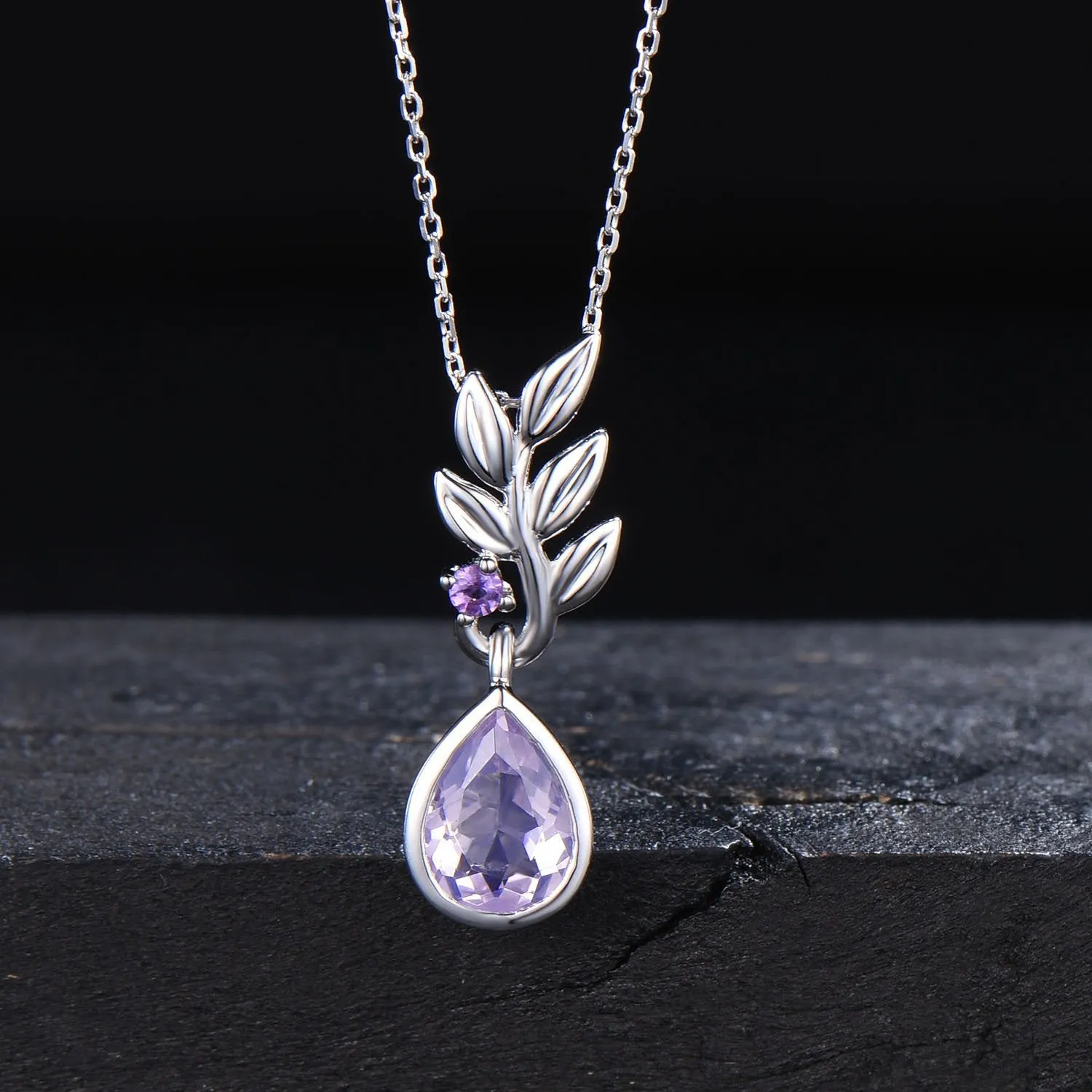 Natural Lavender Amethyst Necklace 14k Yellow Gold Olive Leaf Necklace Pear Shaped Vintage Purple Amethyst Pendant February Birthstone Gifts