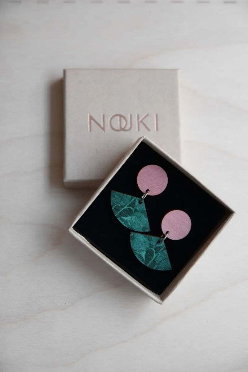 Pikku-Viuhka Earrings Valokas Emerald Pink