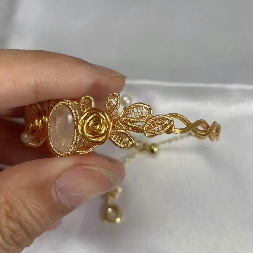 [Rose] Handmade Moonstone Bracelet - Wire Wrapped Jewelry