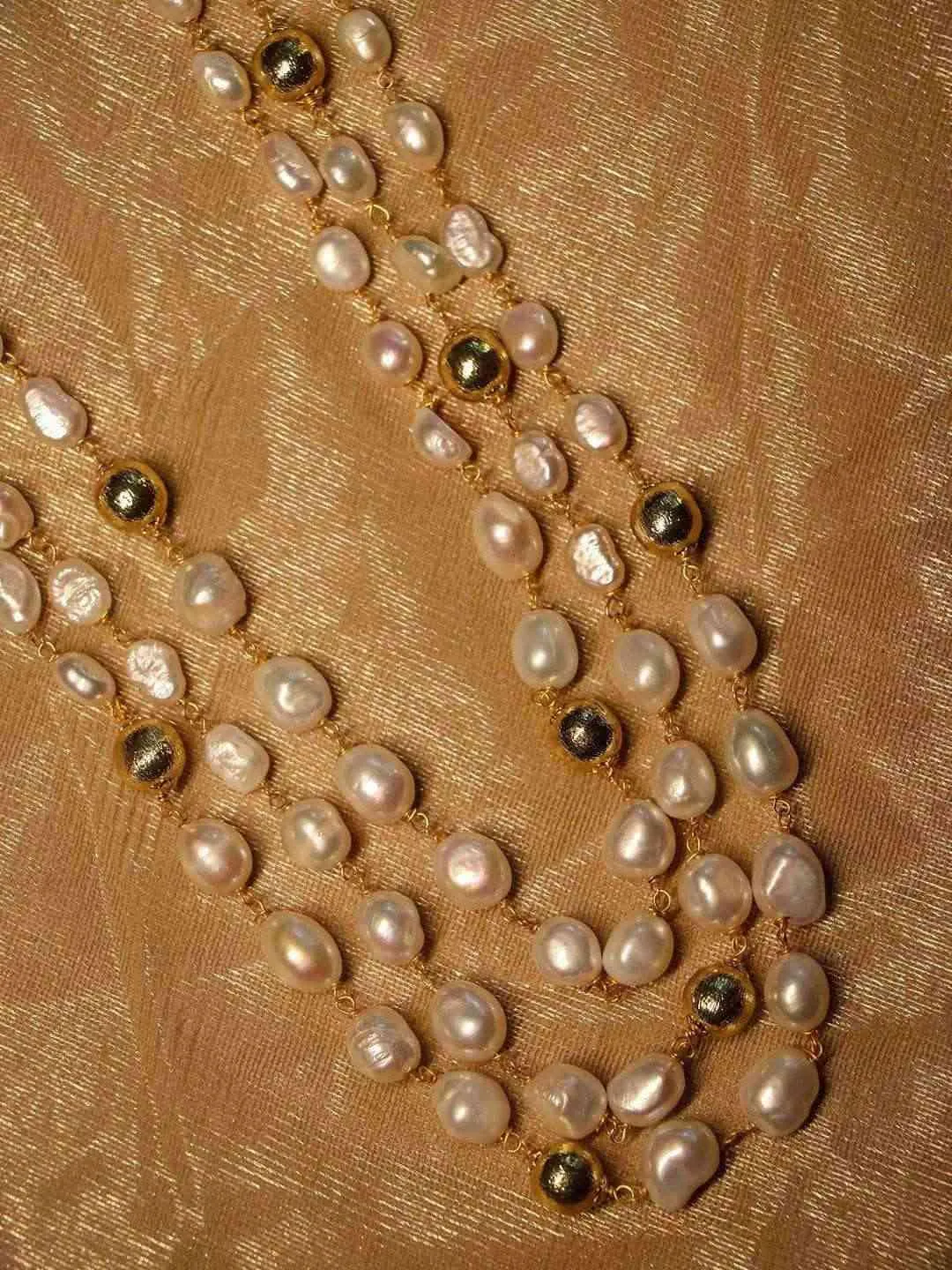 Shell Pearl Triple Layered Haar