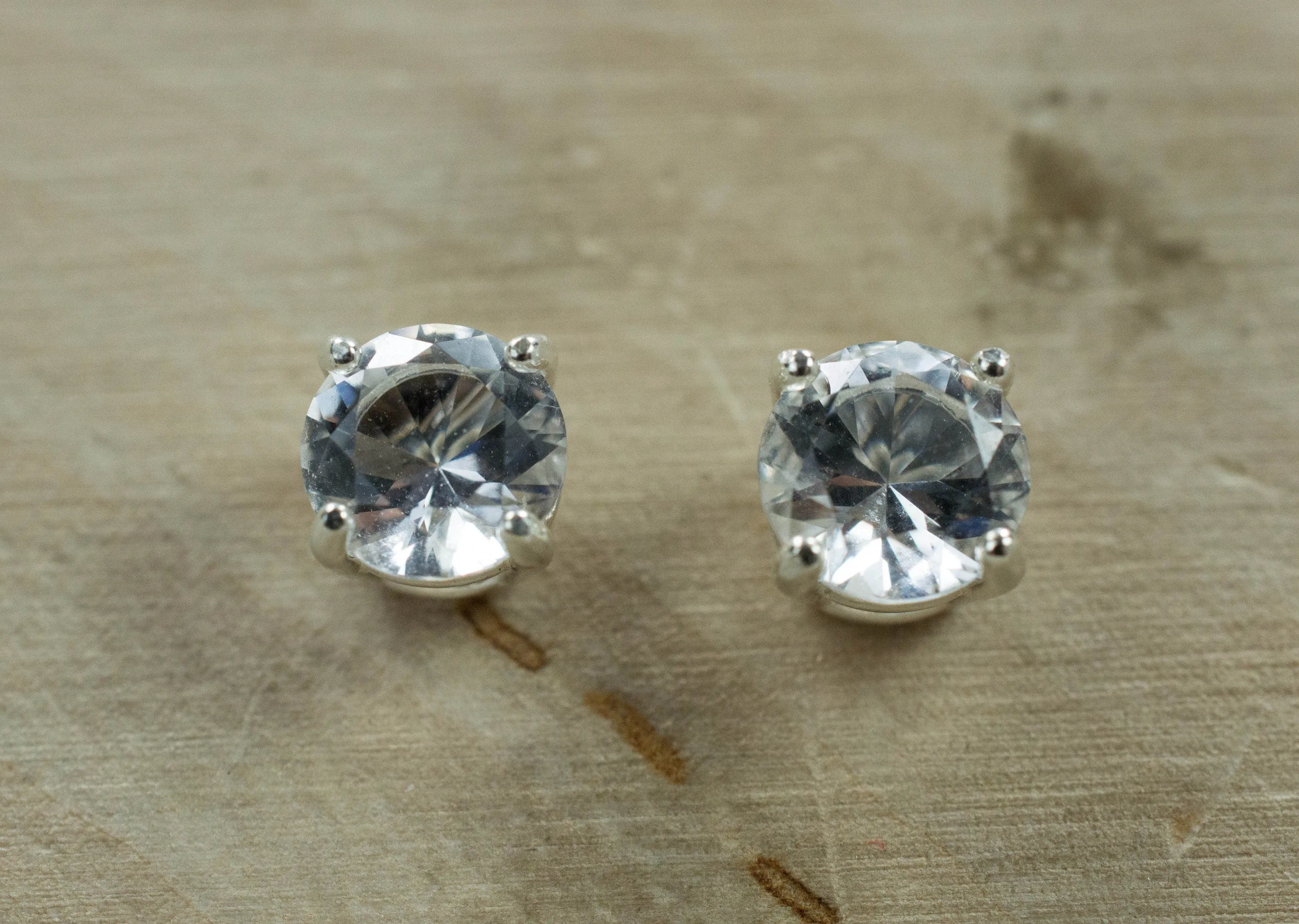 Tanzanian Quartz Earrings, Natural Untreated Mondo Quartz; 1.385cts