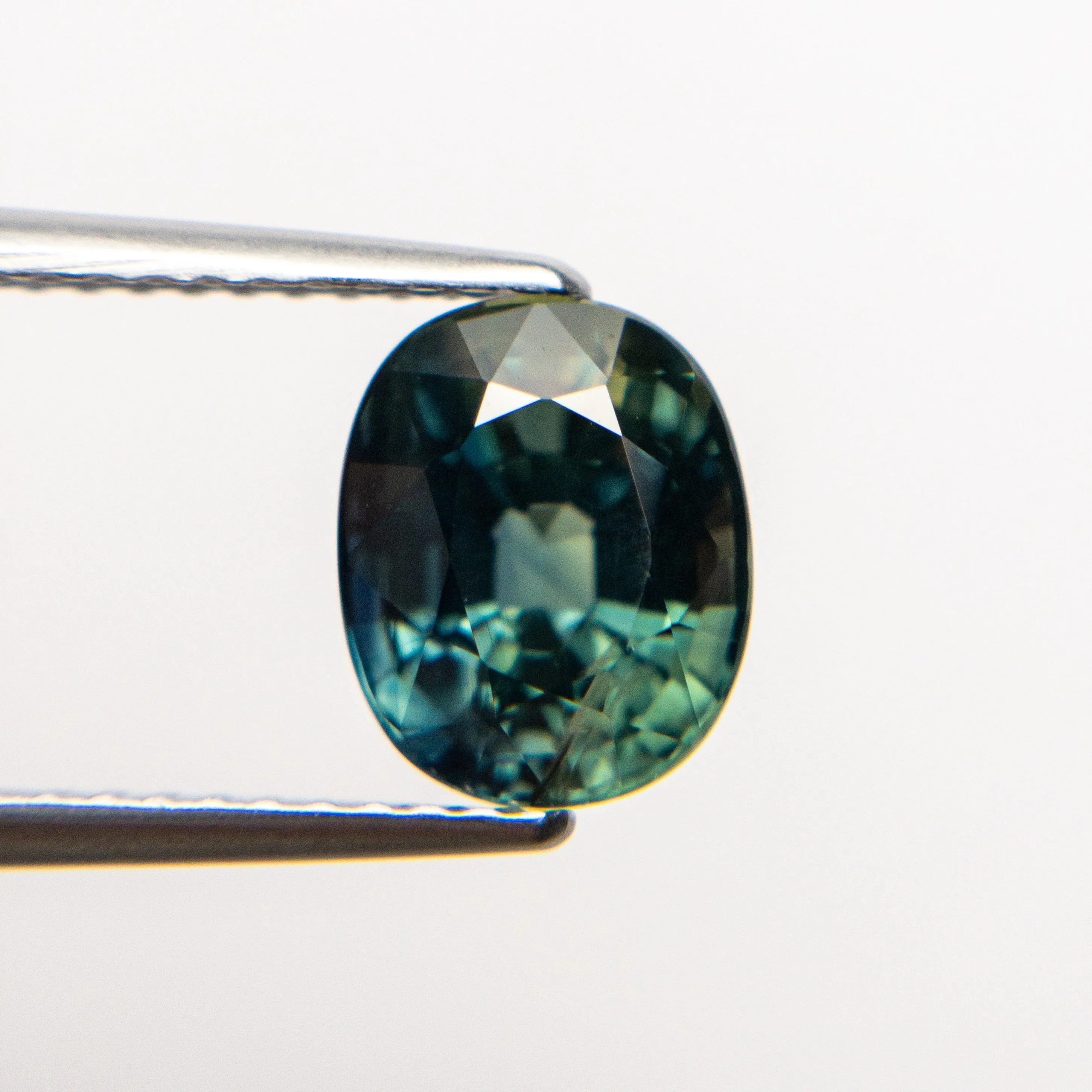 Teal Brilliant Sapphire - 2.89ct Oval